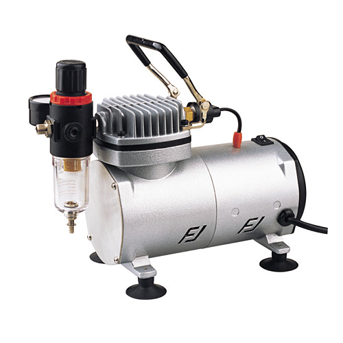 Air Compressor with moisture trap