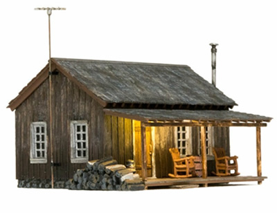 HO Rustic Cabin (lighted)